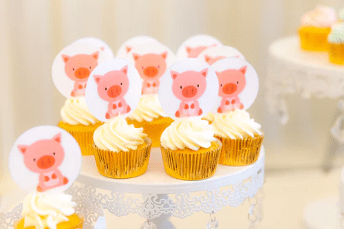Gender Reveals - Piggy cupcakes