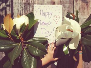 Happy Mothers Day Card and Flowers